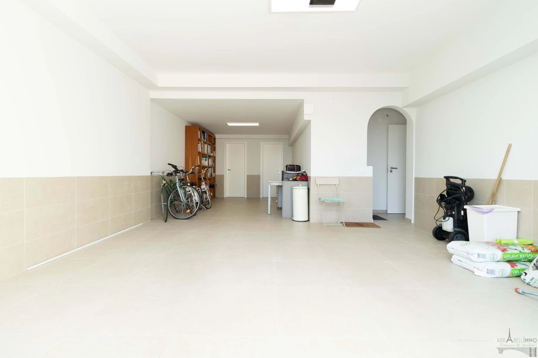 Moradia T5 para Venda em Carcavelos e Parede Foto 36