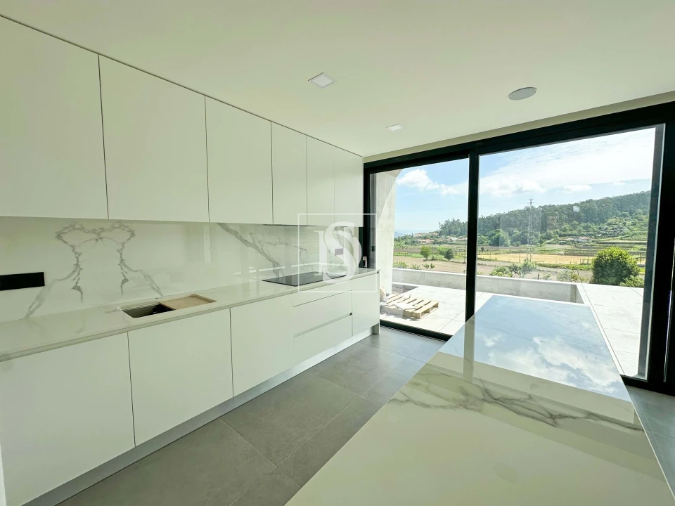 Moradia T3 para Venda em Leitões, Oleiros e Figueiredo Foto 12