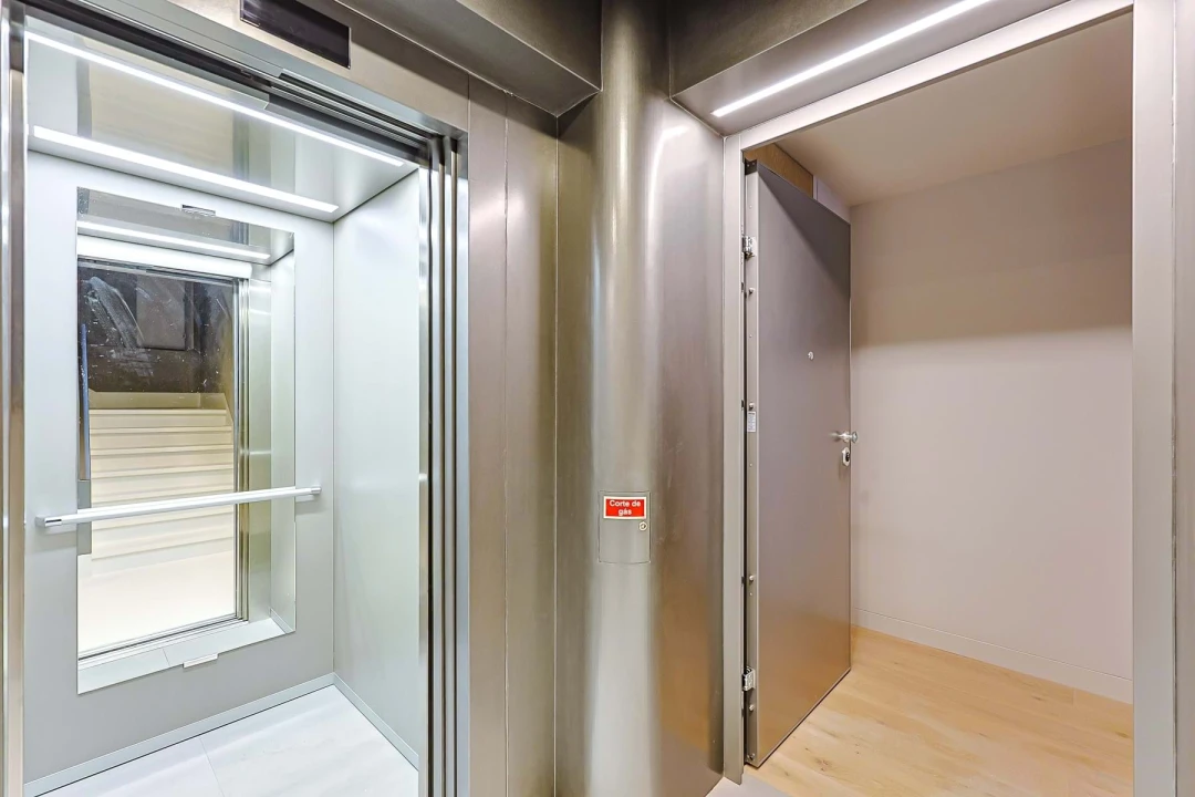 Apartamento T2 para Venda em Ajuda Foto 26
