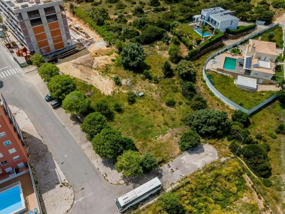 Terreno para Venda em Armação de Pera Foto 10