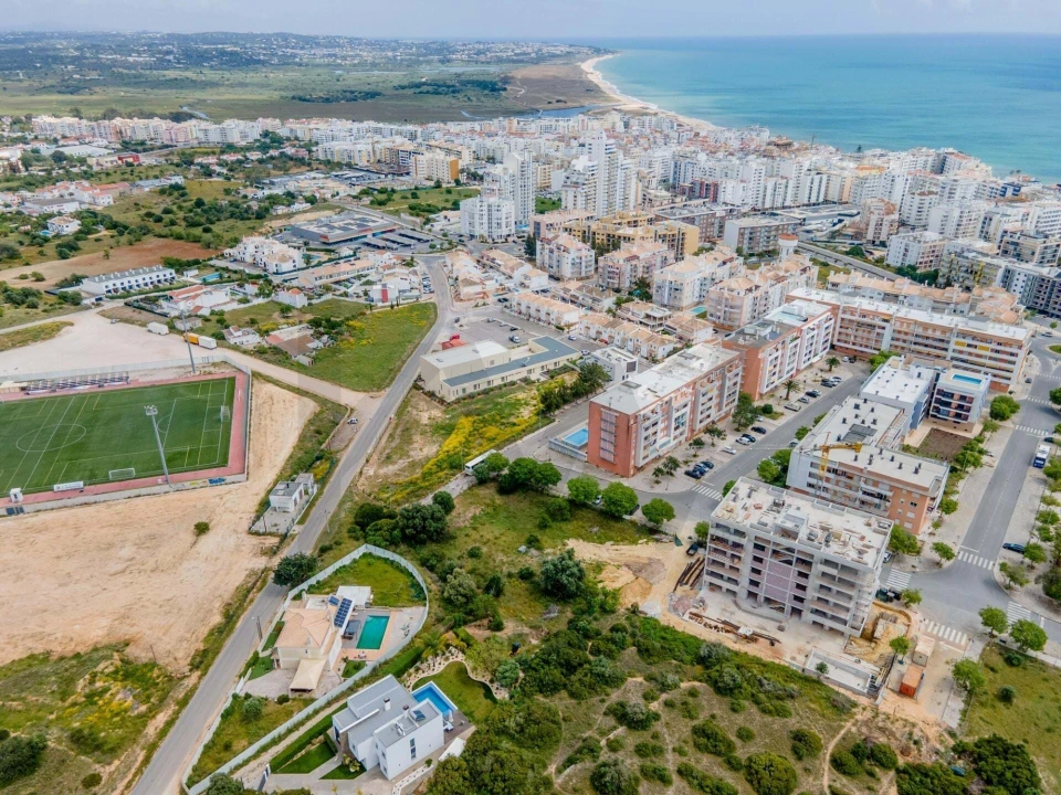 Terreno para Venda em Armação de Pera Foto 5