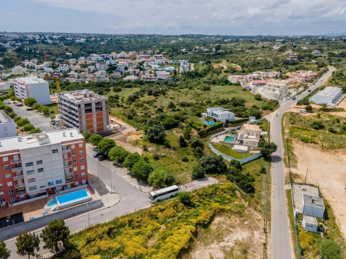 Terreno para Venda em Armação de Pera Foto 11