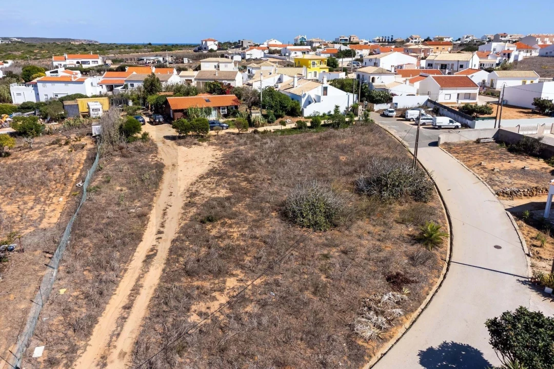 Terreno para Venda em Vila do Bispo e Raposeira Foto 3