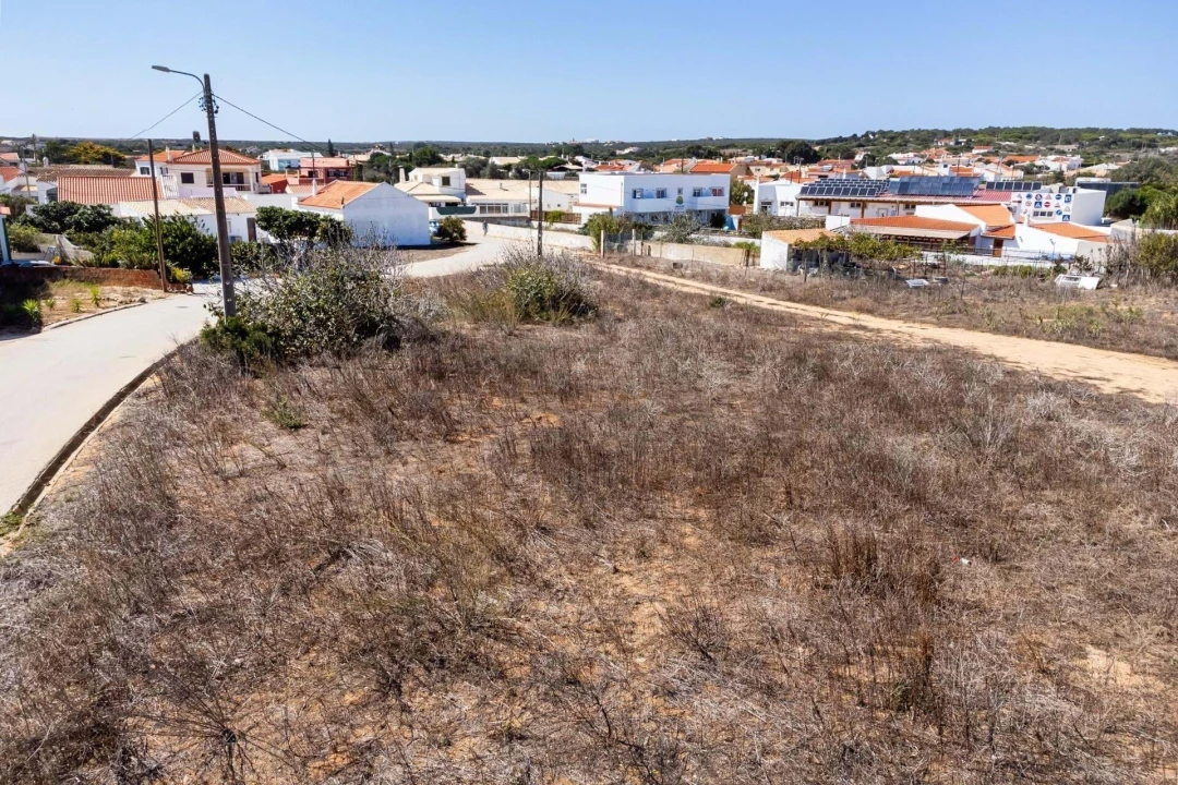 Terreno para Venda em Vila do Bispo e Raposeira Foto 2