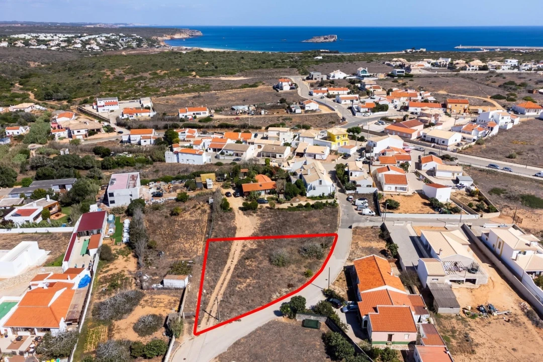 Terreno para Venda em Vila do Bispo e Raposeira Foto 4