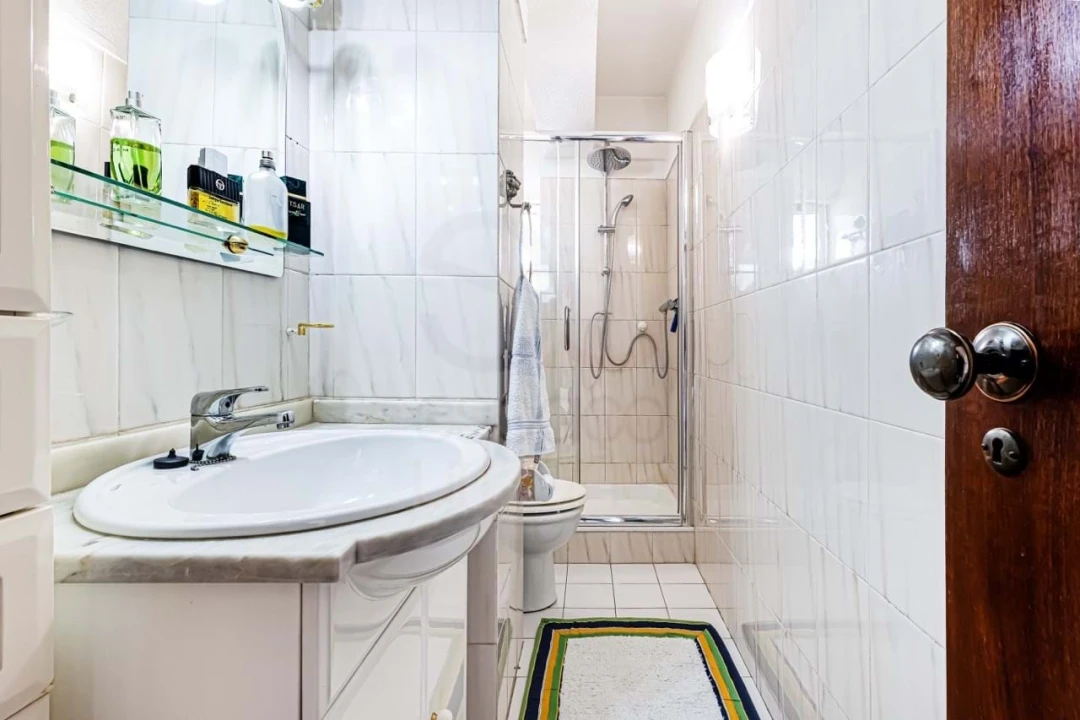 Apartamento T3 para Venda em Armação de Pera Foto 8