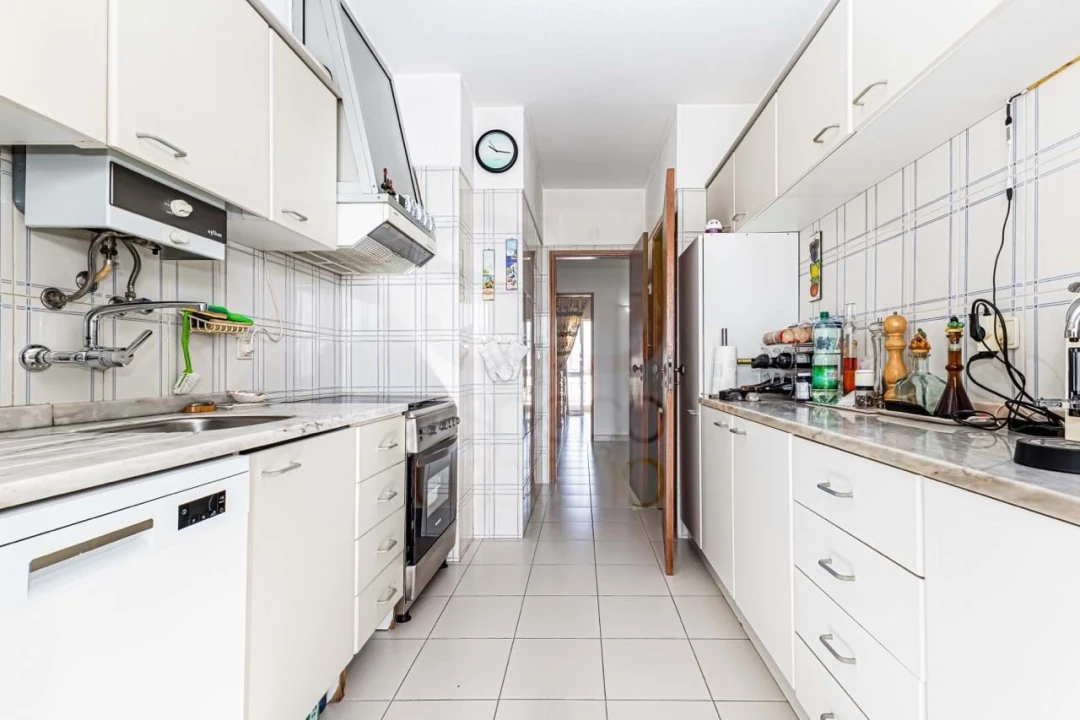 Apartamento T3 para Venda em Armação de Pera Foto 11