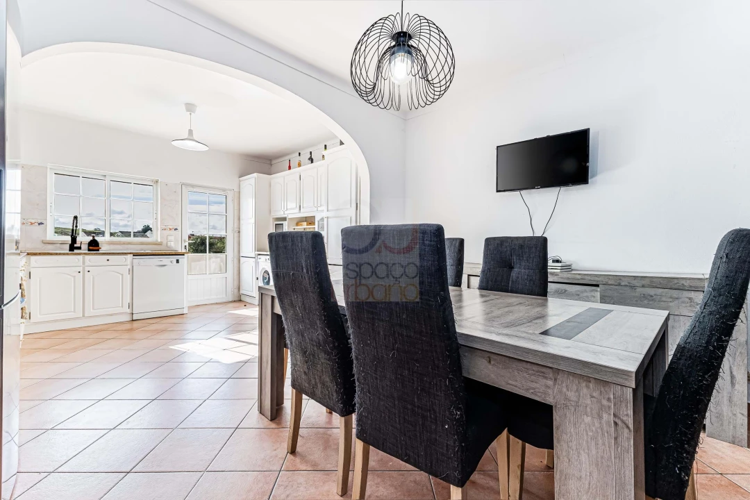 Moradia T4 para Venda em São Silvestre Foto 5