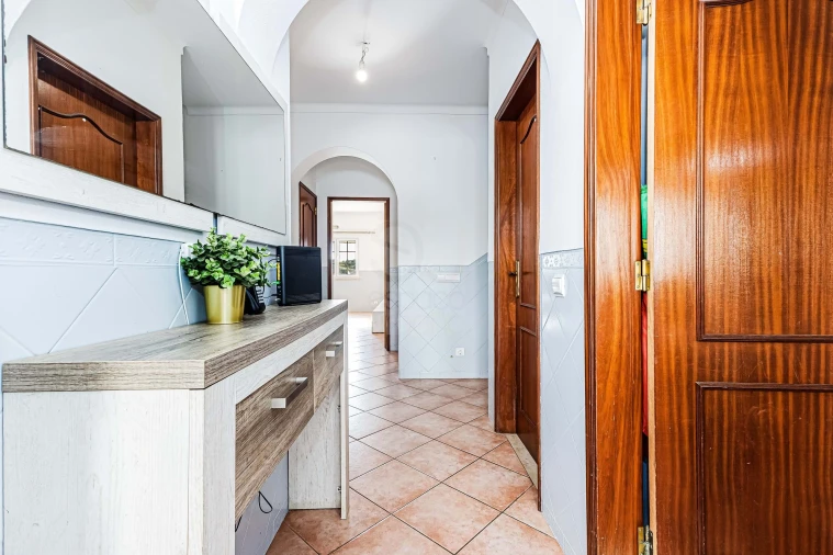 Moradia T4 para Venda em São Silvestre Foto 8