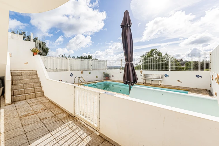 Moradia T4 para Venda em São Silvestre Foto 30