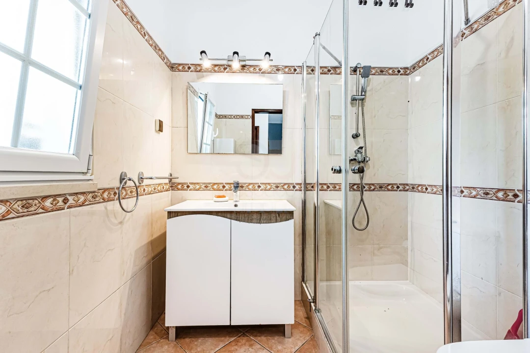 Moradia T4 para Venda em São Silvestre Foto 11