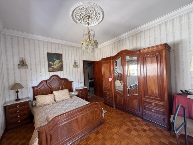 Moradia T6 para Venda em Lordelo Foto 21