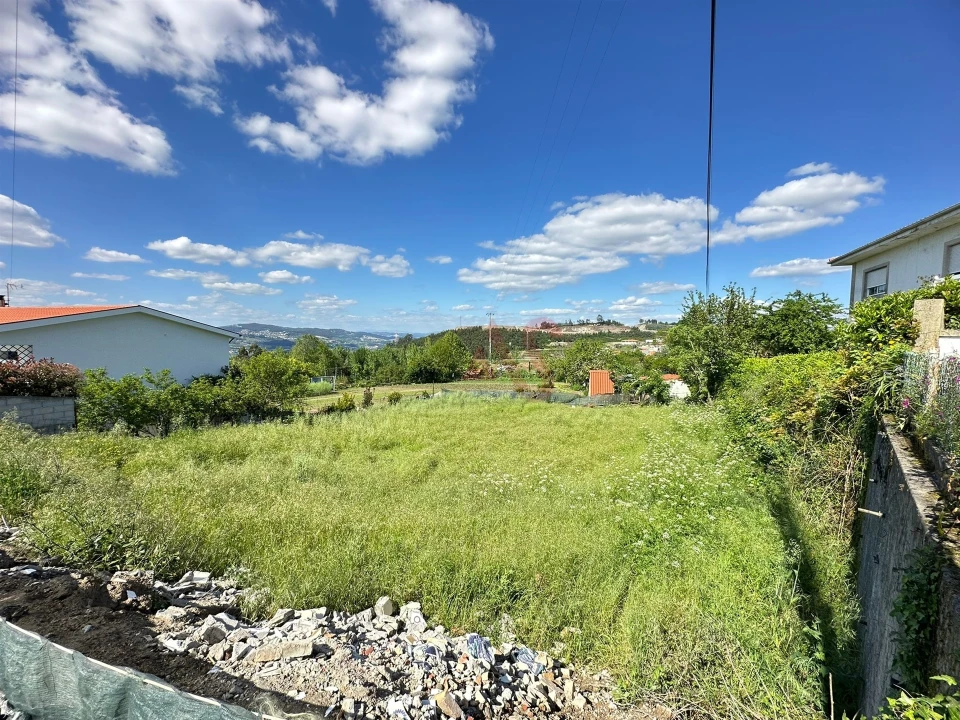 Terreno para Venda em Revinhade Foto 13