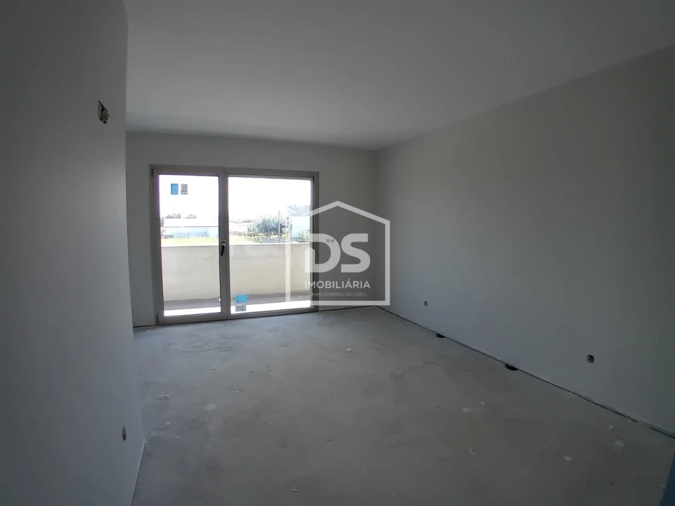 Moradia T4 para Venda em Batalha Foto 8