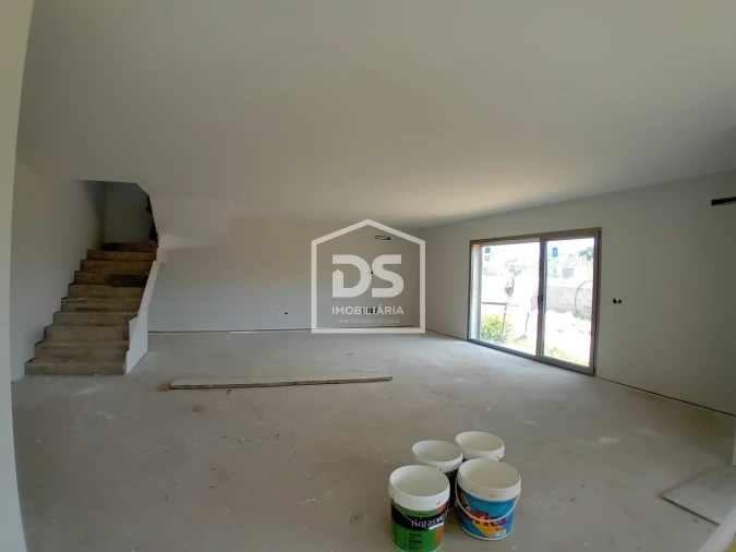 Moradia T4 para Venda em Batalha Foto 6