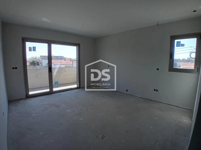 Moradia T4 para Venda em Batalha Foto 9