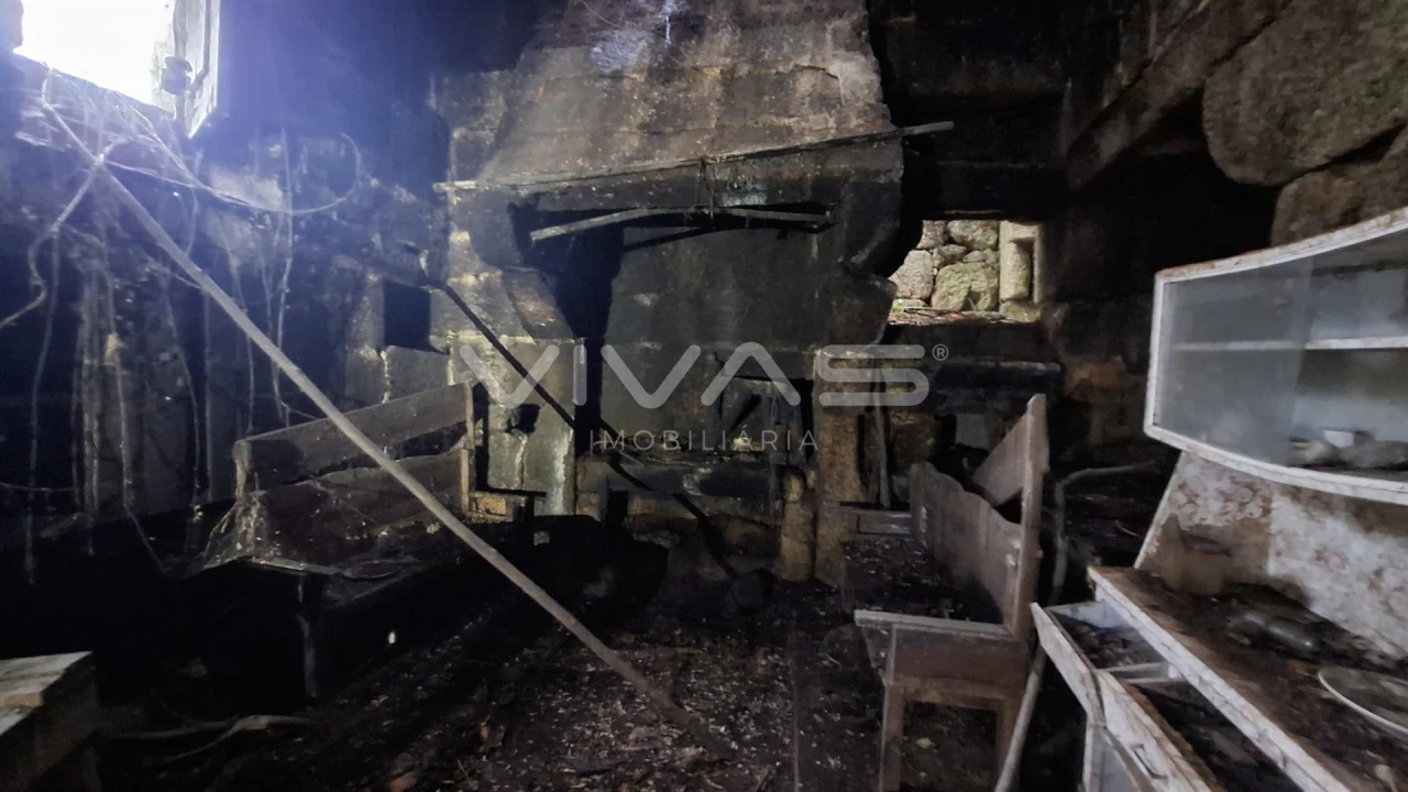 Moradia T0 para Venda em Agrela e Serafão Foto 23