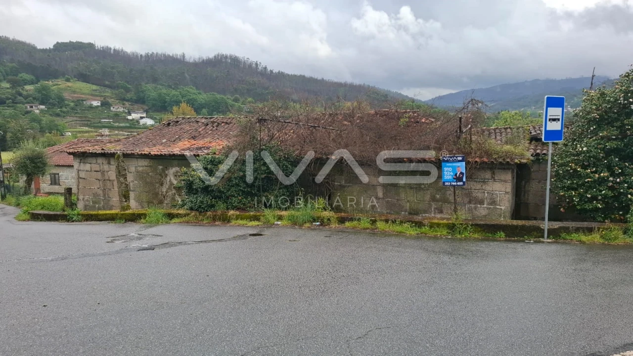 Moradia T0 para Venda em Agrela e Serafão Foto 1