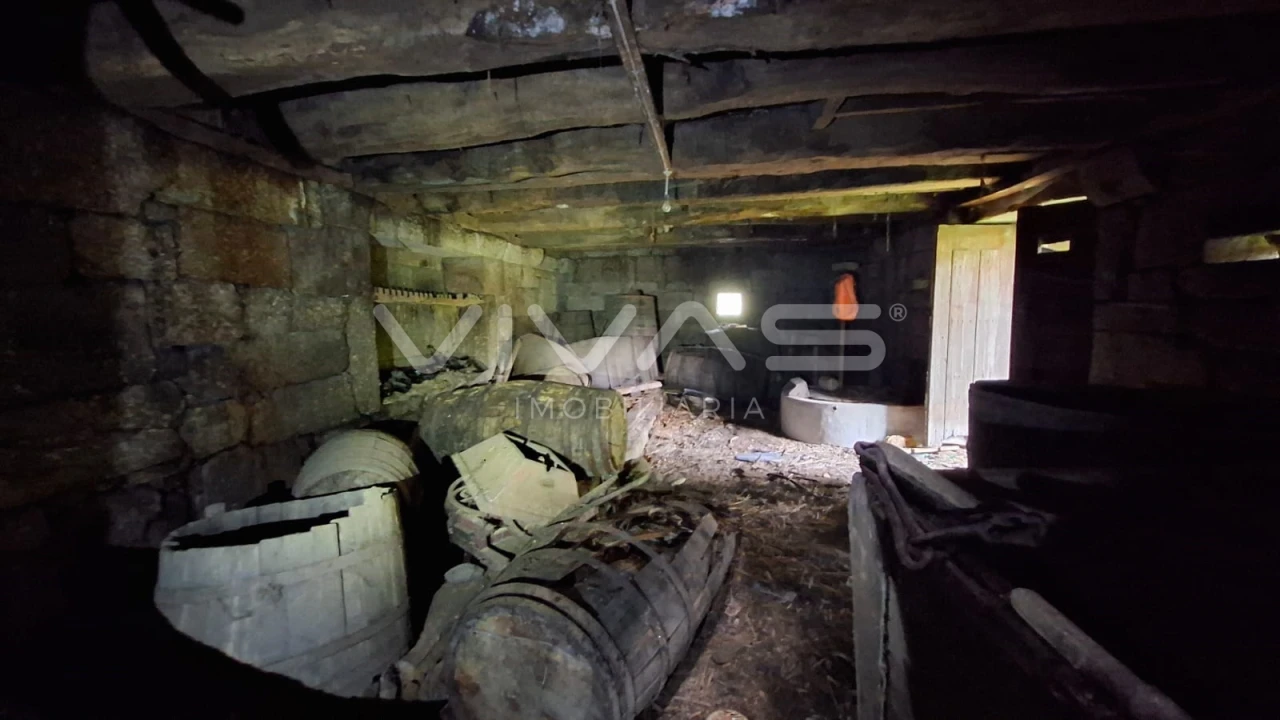 Moradia T0 para Venda em Agrela e Serafão Foto 9