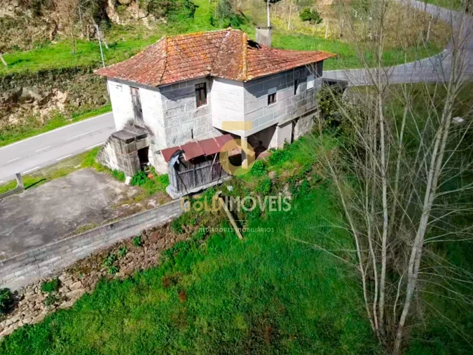 Moradia T3 para Venda em Travanca Foto 2