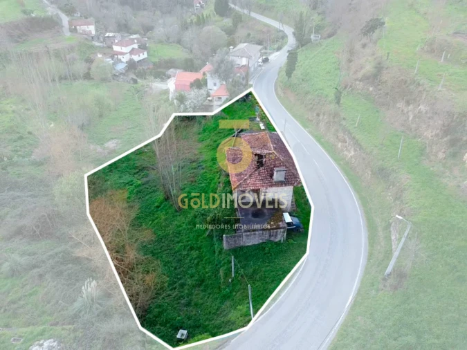 Moradia T3 para Venda em Travanca Foto 3