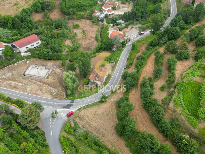 Moradia T3 para Venda em Travanca Foto 4