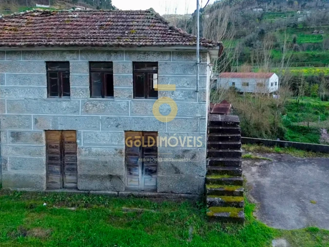 Moradia T3 para Venda em Travanca Foto 13