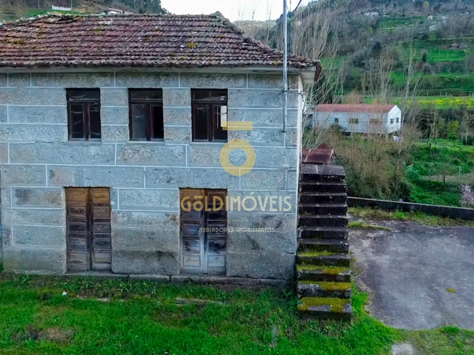 Moradia T3 para Venda em Travanca Foto 13