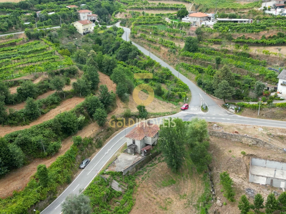 Moradia T3 para Venda em Travanca Foto 5