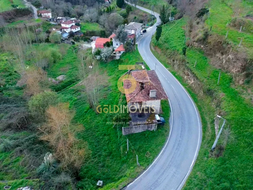 Moradia T3 para Venda em Travanca Foto 15