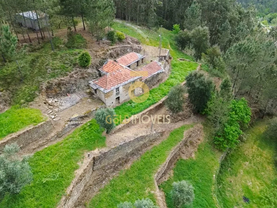 Moradia T2 para Venda em Real Foto 6