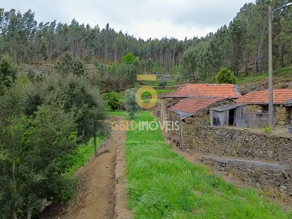 Moradia T2 para Venda em Real Foto 2