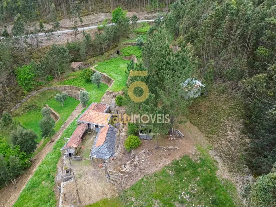 Moradia T2 para Venda em Real Foto 10