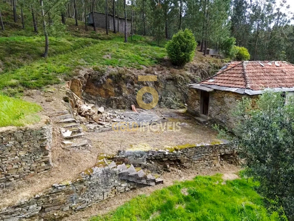 Moradia T2 para Venda em Real Foto 11