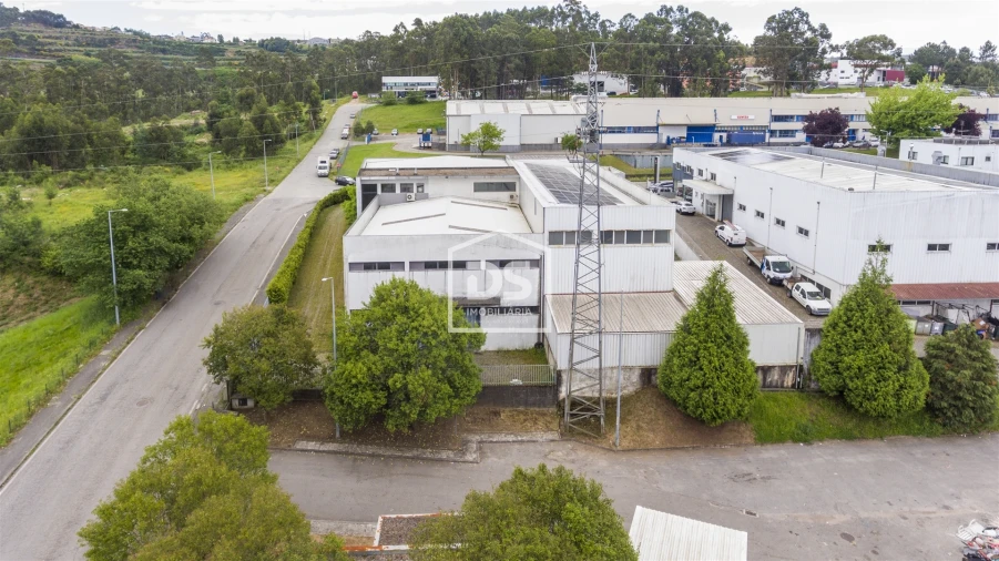 Armazém para Venda em Penafiel Foto 5