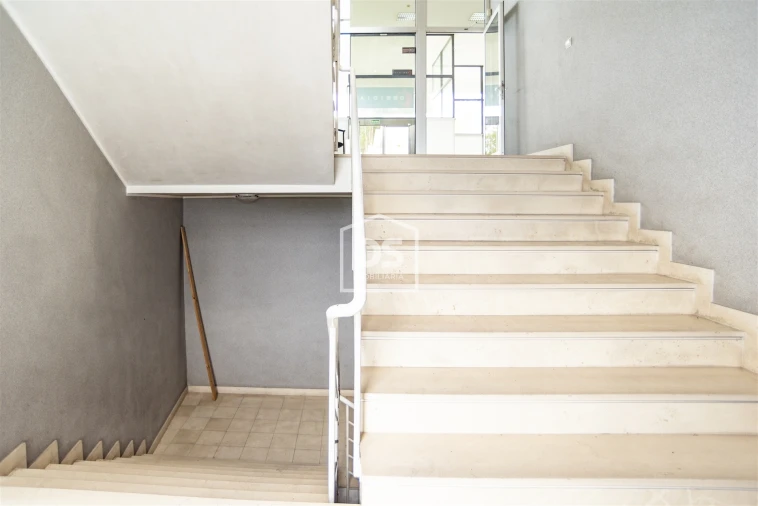 Armazém para Venda em Penafiel Foto 23