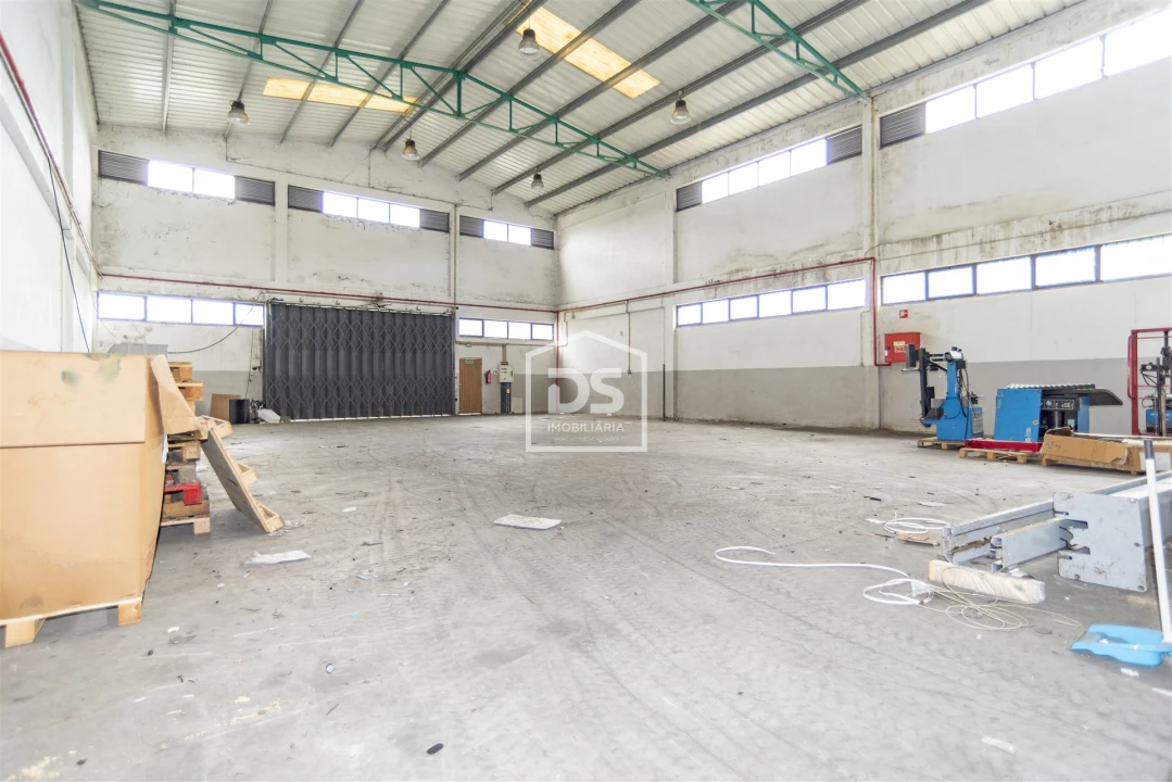 Armazém para Venda em Penafiel Foto 31
