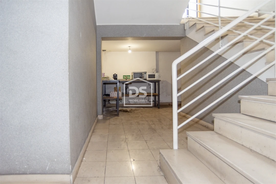 Armazém para Venda em Penafiel Foto 28