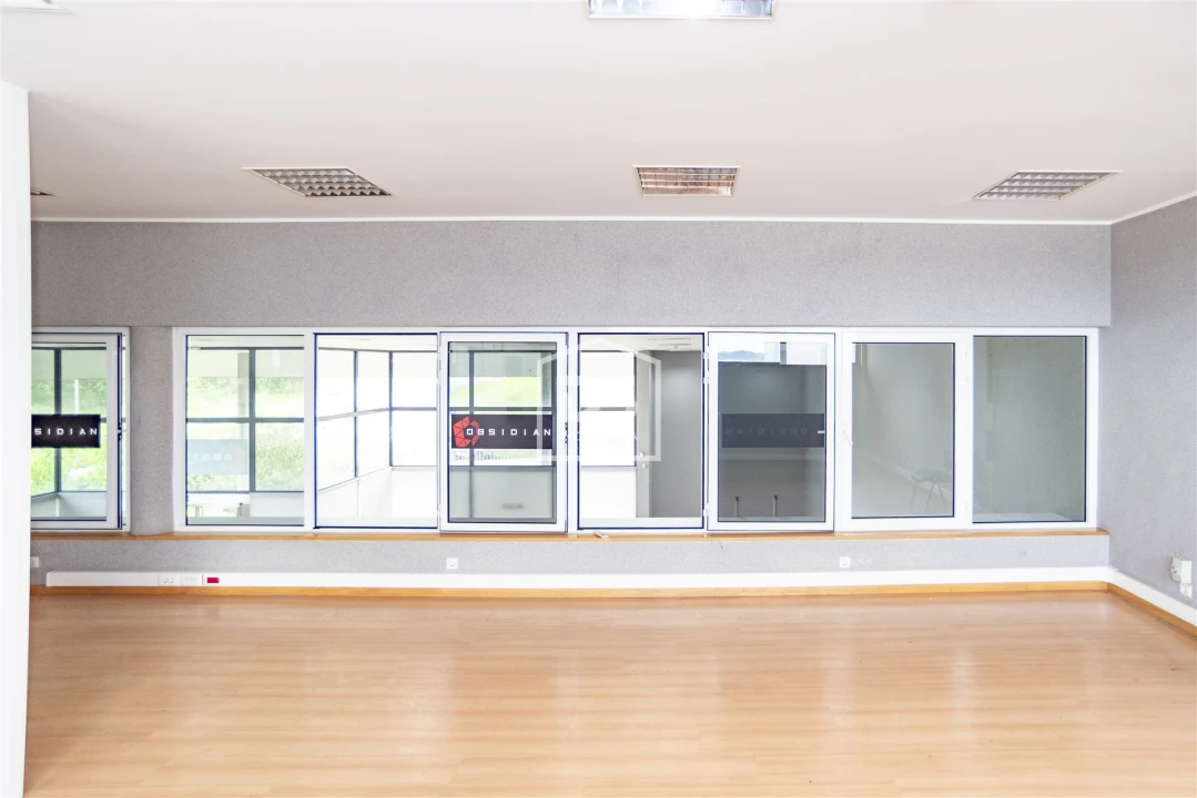 Armazém para Venda em Penafiel Foto 20