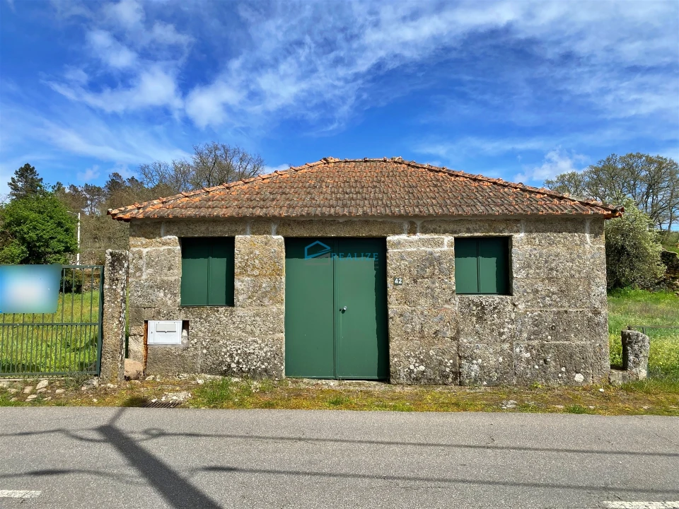 Terreno para Venda em Constantim e Vale de Nogueiras Foto 3