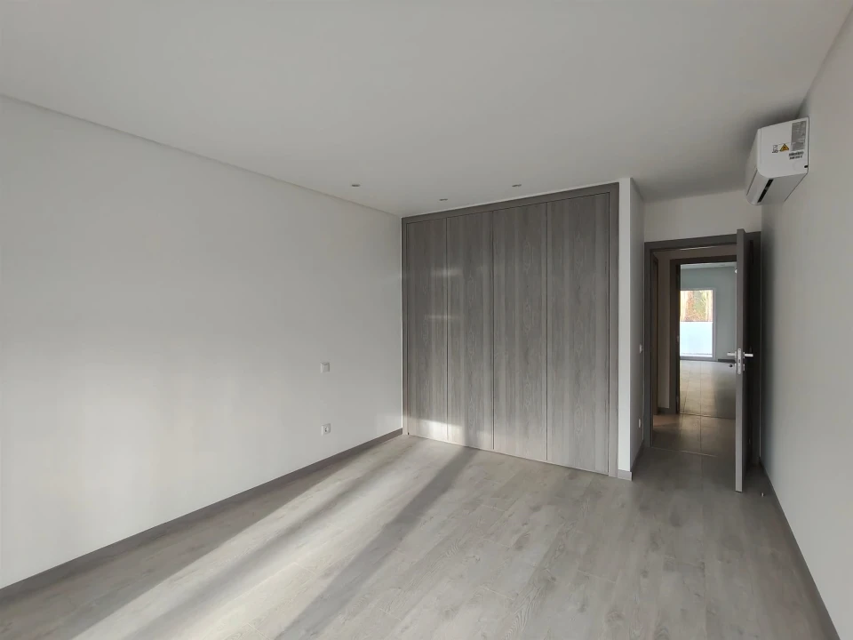 Moradia T3 para Venda em Santa Eufémia e Boa Vista Foto 13