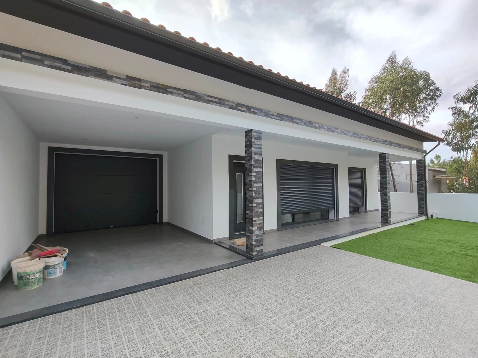 Moradia T3 para Venda em Santa Eufémia e Boa Vista Foto 2