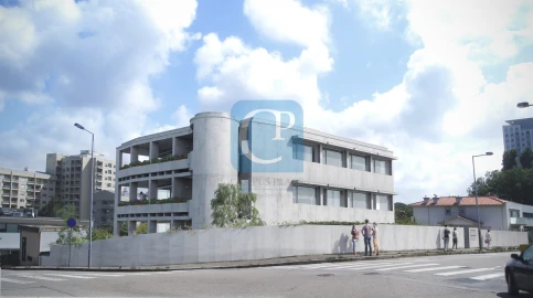 Apartamento T3 para Venda em Aldoar, Foz do Douro e Nevogilde