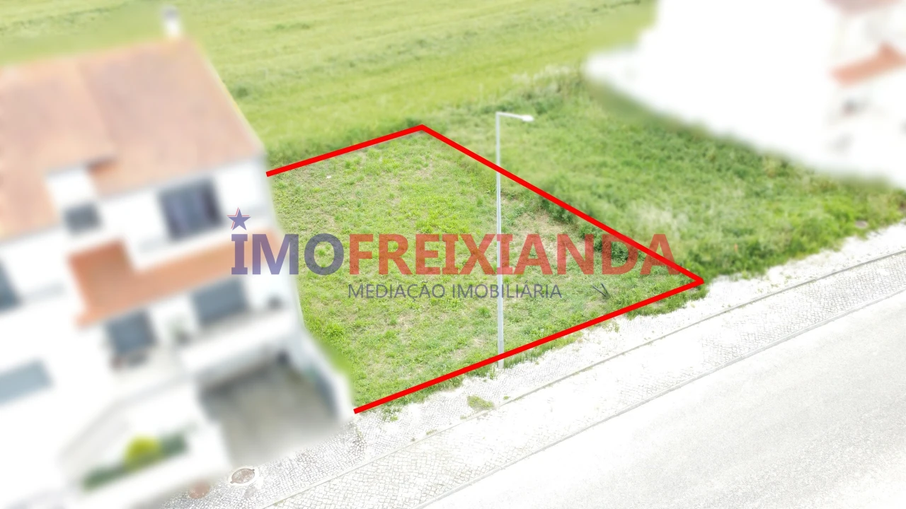 Terreno para Venda em Golpilheira Foto 2