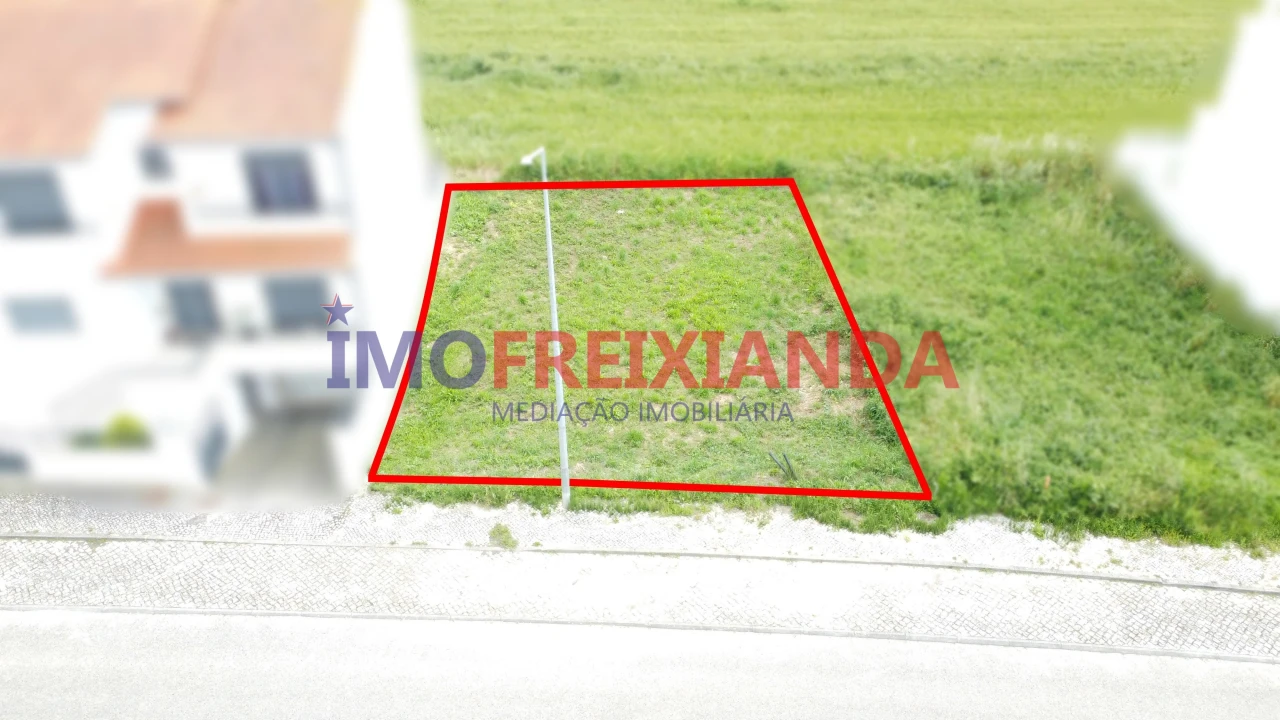 Terreno para Venda em Golpilheira Foto 4