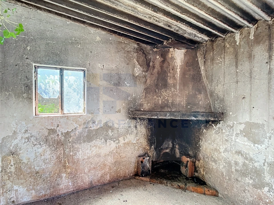 Moradia T3 para Venda em Avelar Foto 18