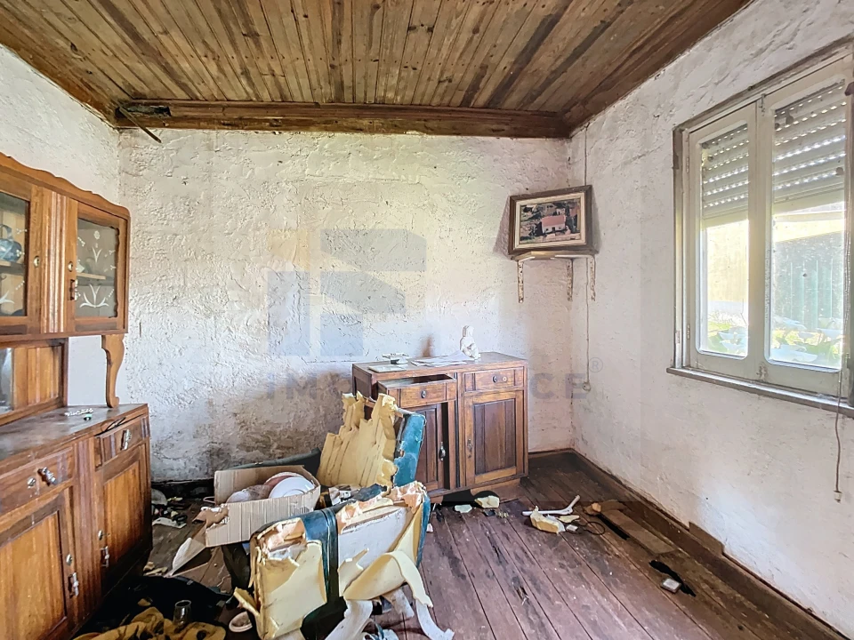 Moradia T3 para Venda em Avelar Foto 6