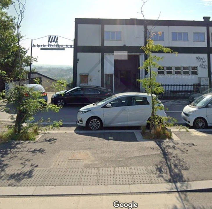 Armazém para Venda em Campanhã Foto 1