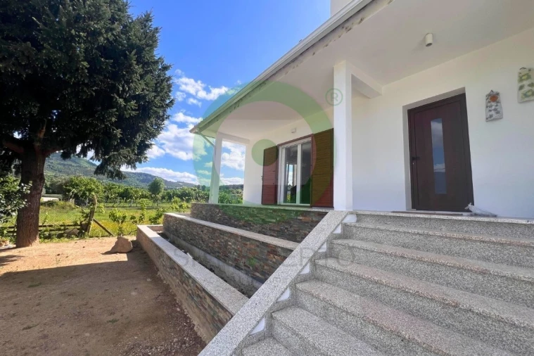 Moradia T4 para Venda em Madalena e Samaiões Foto 5