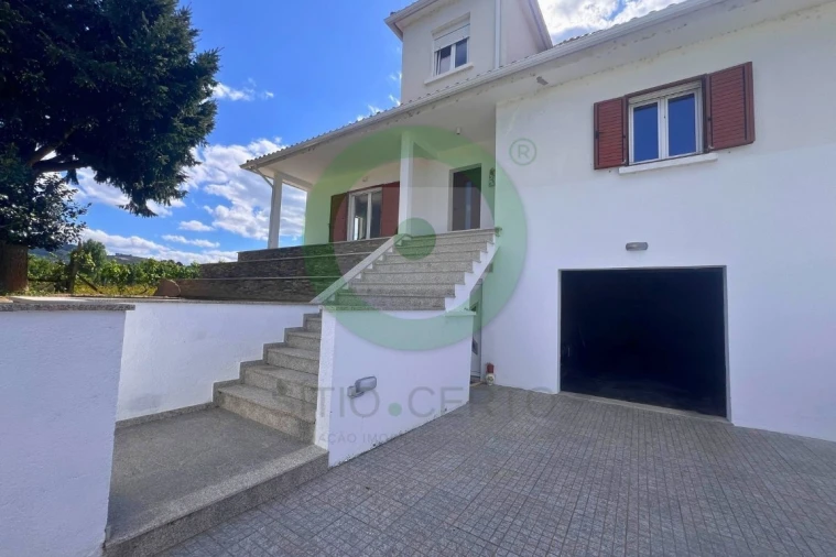 Moradia T4 para Venda em Madalena e Samaiões Foto 4